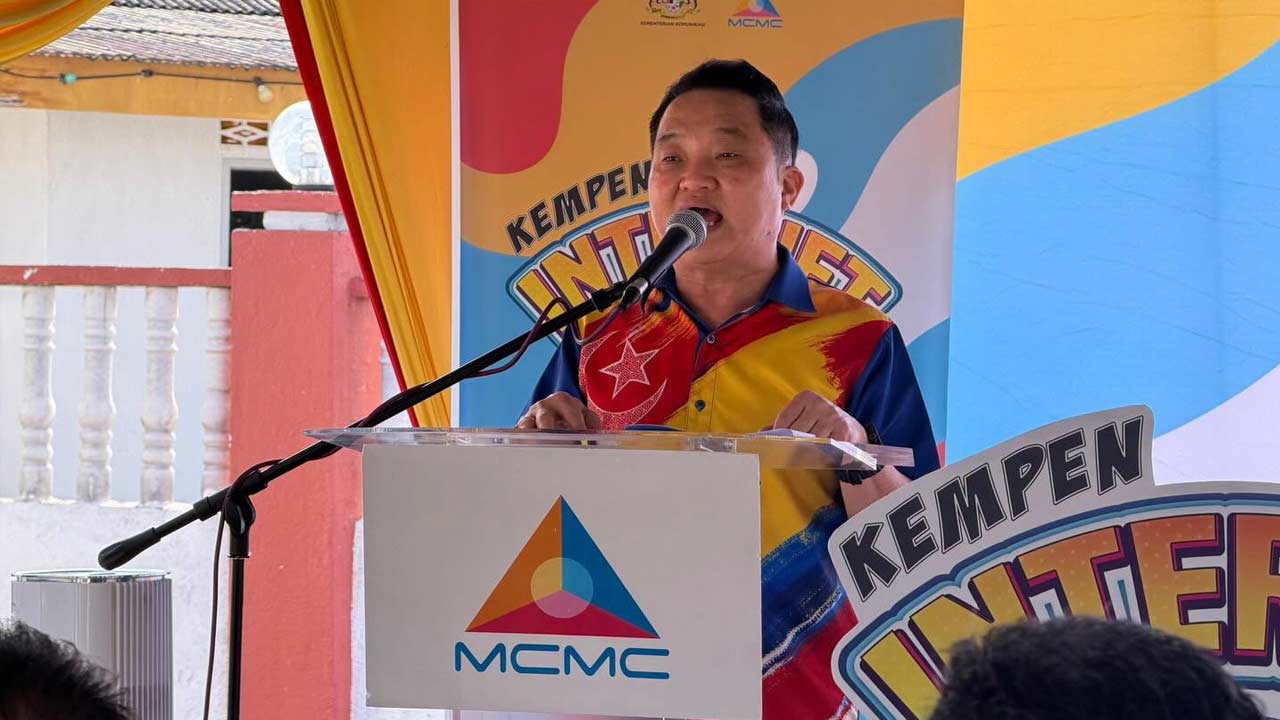 Ilustrasi keselamatan digital untuk artikel 32,461 Relawan NADI Digerakkan untuk Keselamatan Digital di…